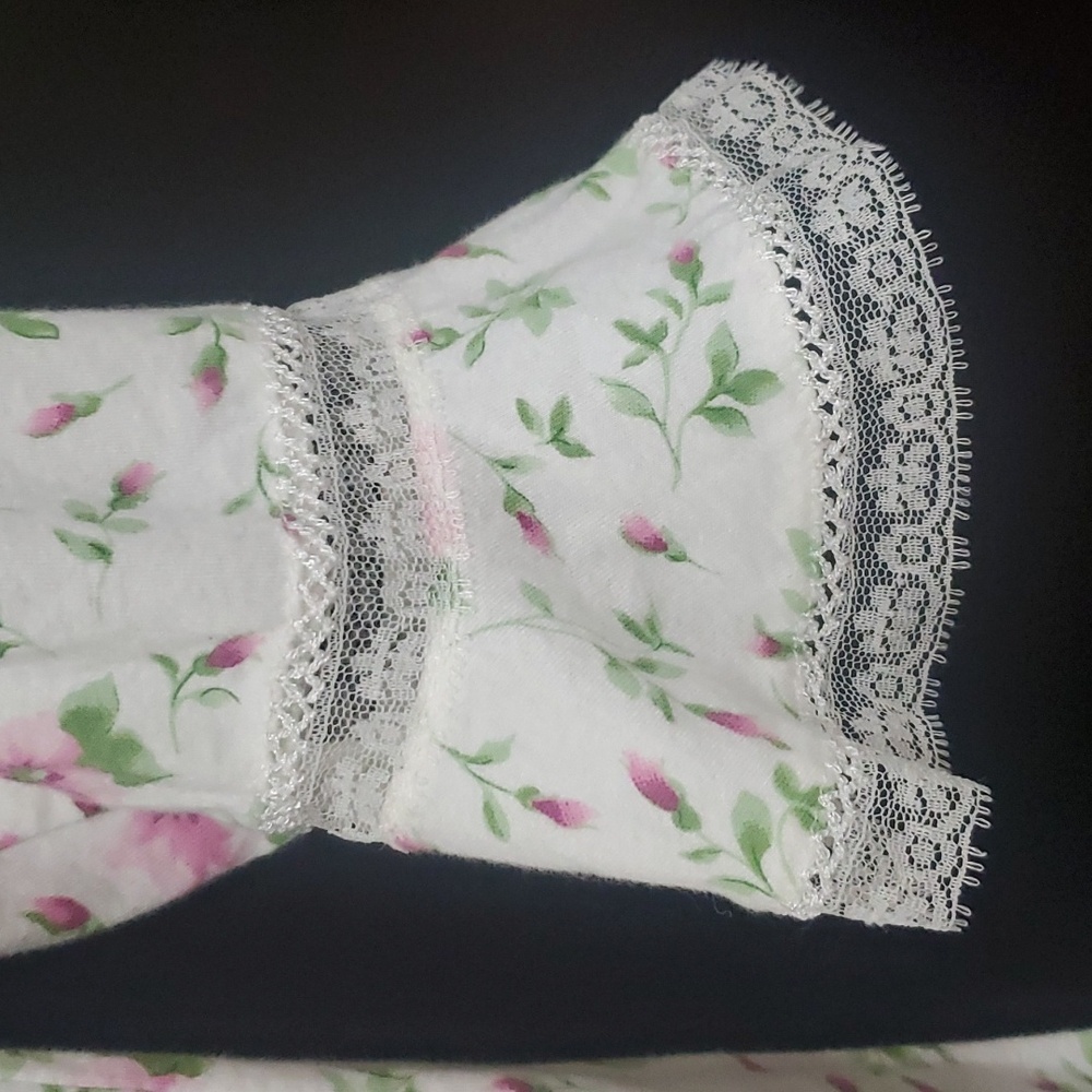Aria 100% Cotton Long Floral Print & Lace Trim Nightgown in Medium - Picture 7 of 11